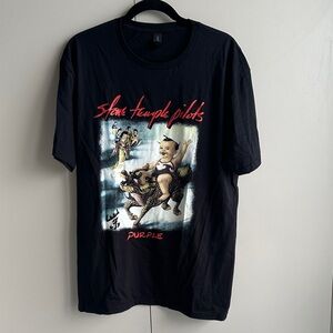 STONE TEMPLE PILOTS Black Graphic short sleeve Tee . 100% soft cotton
